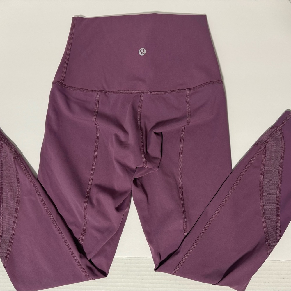 Lululemon Wonder Under Scalloped Hem Merlot Red Legging Size 0